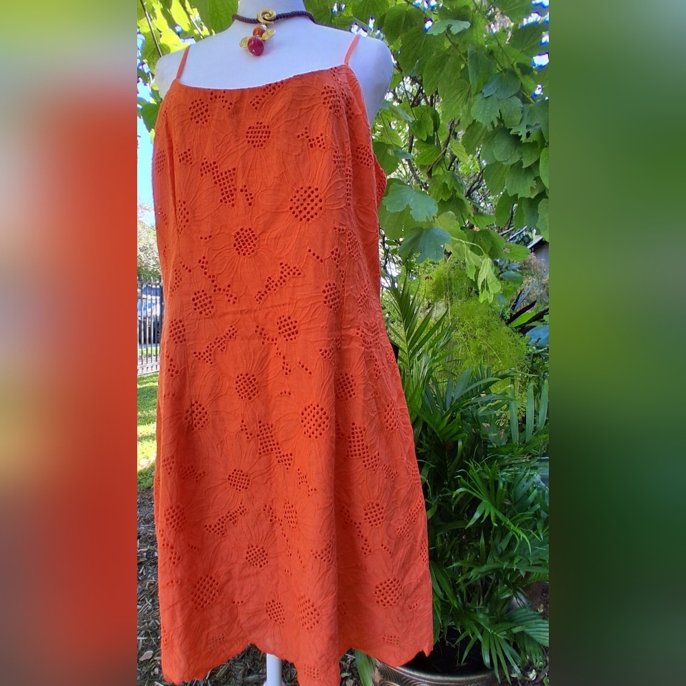 🔥NWT Lulus SUNNY GLOW EMBROIDERED Dress XL & FREE GIFT - Picture 9 of 16